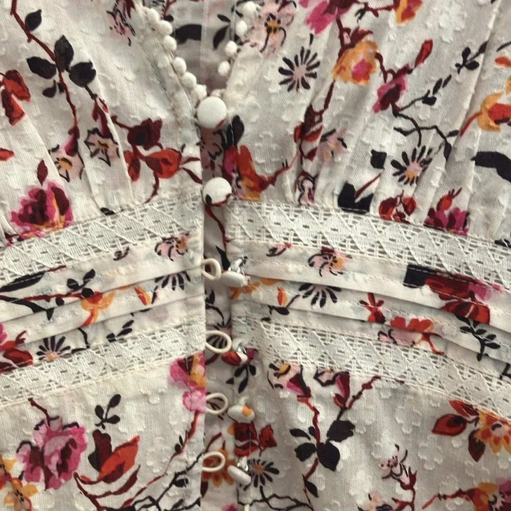 Anthropologie Puff-Sleeved Lace Buttondown